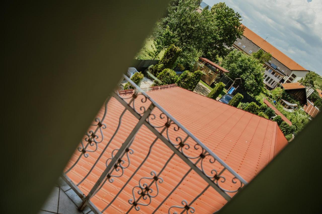 Vila Adria Hrabusice Bagian luar foto